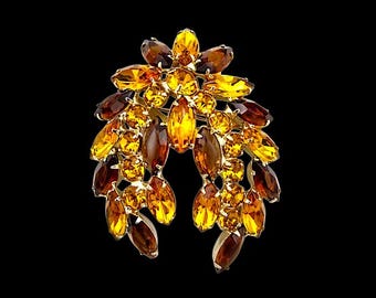 Vintage Brown Rhinestone Brooch: Topaz Gold-Tone Marquise Brooch