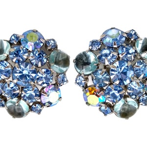 Blue Aurora Borealis Rhinestone Clip Earrings: Vintage Glam