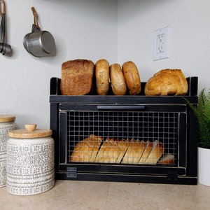 Breadbox, Chicken wire box, Decorative box, Farmhouse box, Counter decor, Cubby, Cupboard, Kitchen image 1
