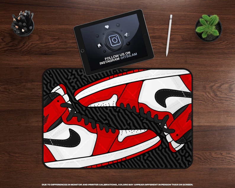 Retro Ones Gaming Desk Mat Hypebeast Sneaker Decor, XL MousePad, Large Gaming Mousepad, Mousepad XXL, Extra Large Desk Pad, Sneakerhead image 2