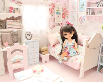 Doll Bedroom Diorama-"Bunnies Red Roses" OOAK Lati/Pukifee/Middie Blythe/Odecco/Nikki/MonsterHigh/Licca/Enyo