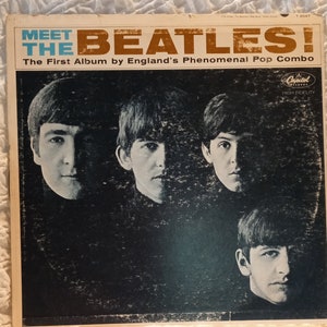 Meet The Beatles / The First Album by England&#39;s Phenomenal Pop Combo  / T-2047 Capital Records