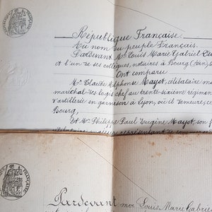 Set mit 3 antiken handgeschriebenen französischen Rechtsdokumenten aus dem Jahr 1891. Ephemera Junk Journal Papier Vintage Briefmarken Briefe .empire.