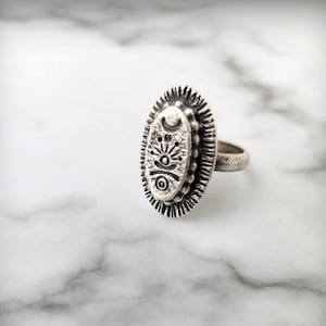 Crescent Moon Symbol Ring, Sterling Medallion Ring, Symbol Ring, Moon Worship Ring, Silver Lunar Ring, Sterling Signet Ring