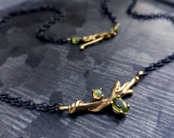 Midnight Garden Branch ketting, 14kt gouden tak, opaal en 14k ketting, natuurverklaring ketting, 14k gouden tak bezet met edelstenen