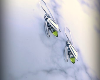 Firefly Earrings with Gem, Firefly Stud Earrings, SS Firefly Earring with Peridot, Glowing Firefly, Firefly with Gems, Magic Fireflies