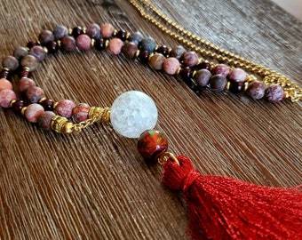 Collar multihebra de jaspe y granate