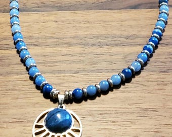 Collar de aventurina azul