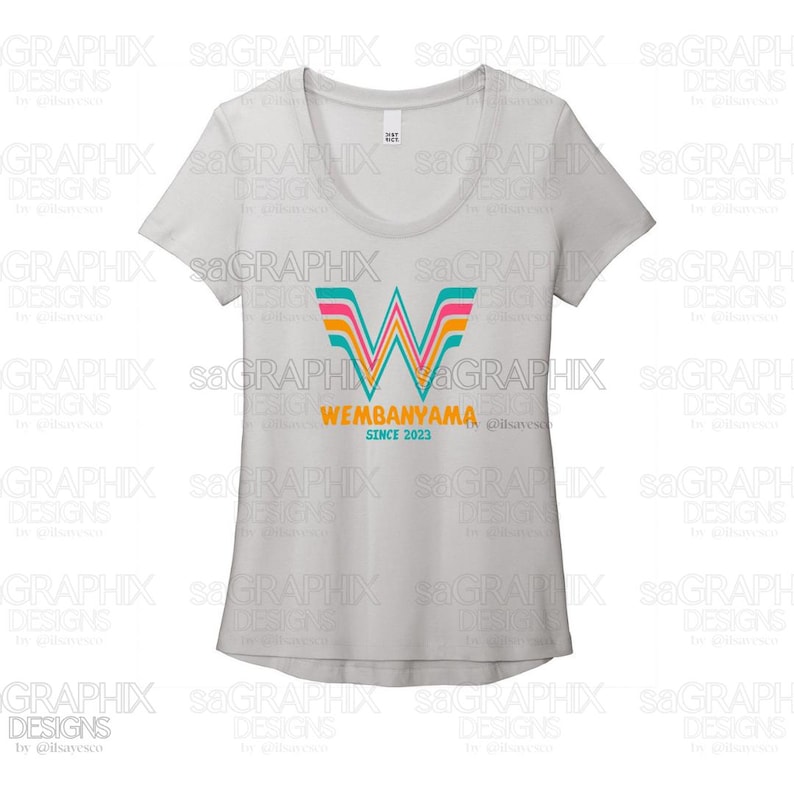 Quel Wemby ! T-shirt San Antonio Fiesta Colors - Édition Spurs | Col rond pour femmes image 3