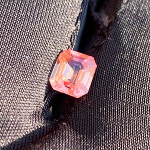 Bi Color Padparadscha Sapphire || Songea, Africa. 1.10 Carats.