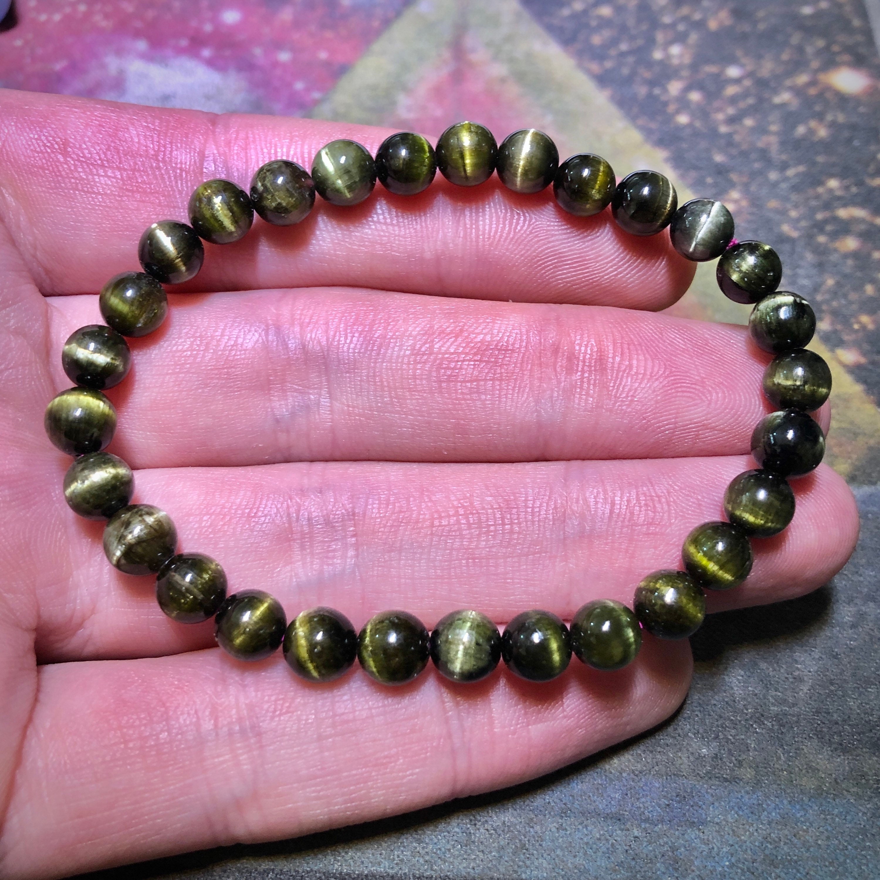 Green Cats Eye Tourmaline Beaded Bracelet. Unisex.