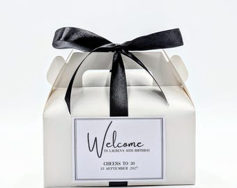 Scatola regalo di compleanno personalizzata, scatola regalo di benvenuto per compleanno, bomboniera personalizzata con nastro, decorazione da tavola per compleanni importanti