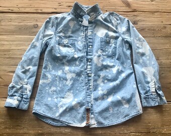 Jean Shirt from Old Navy Size Medium 