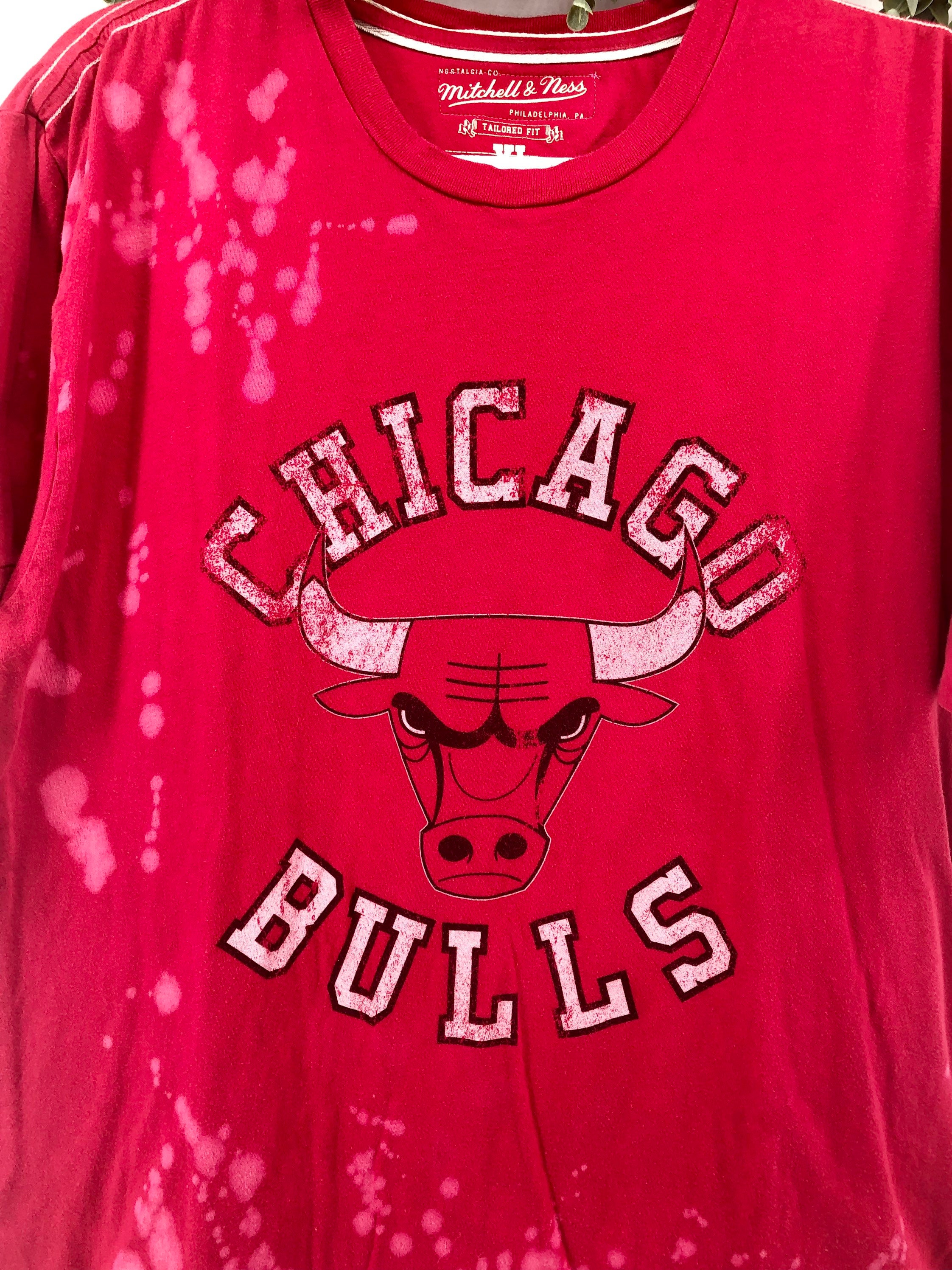 black and gold chicago bulls shirt