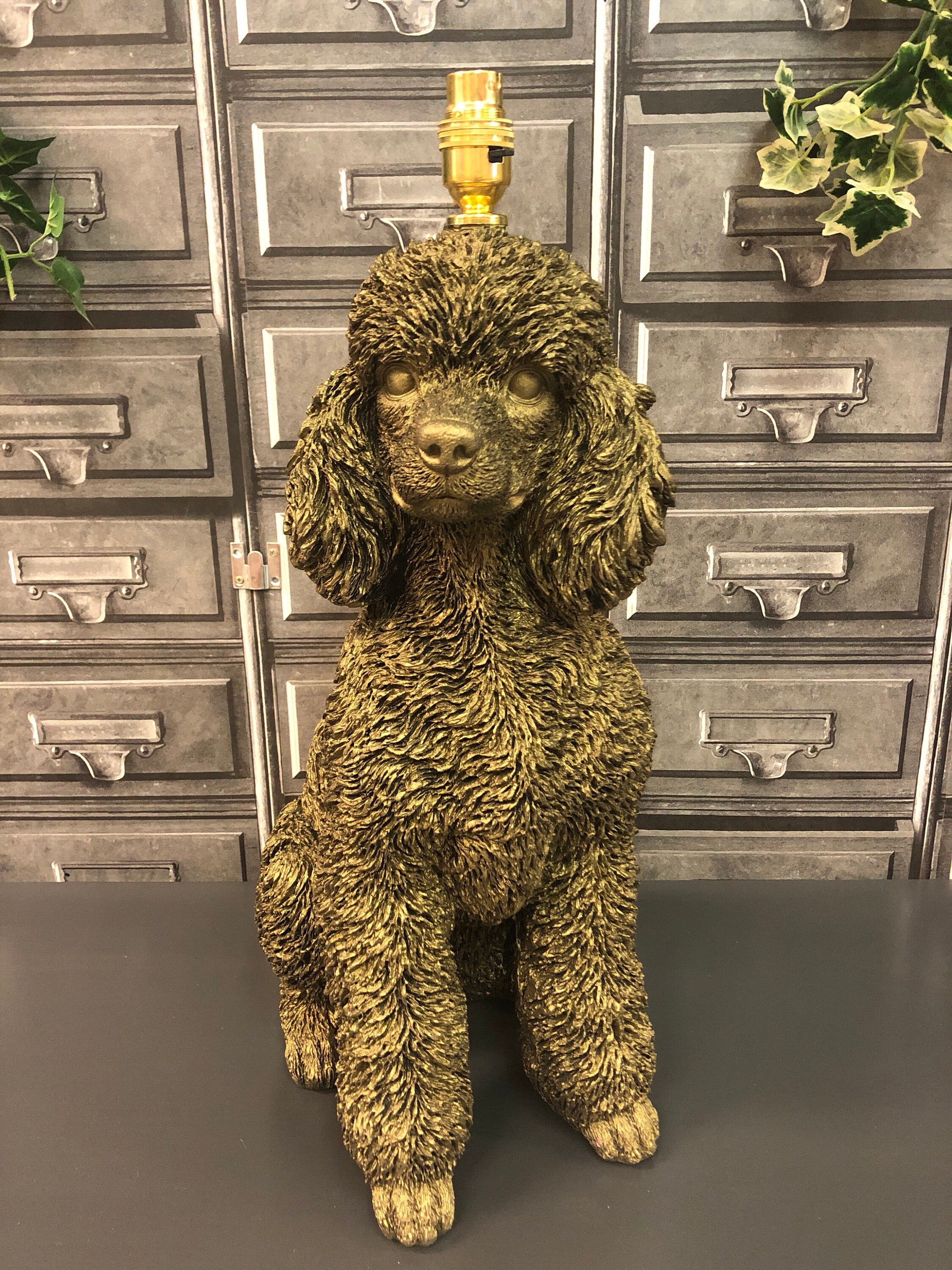 Poodle table top lamp