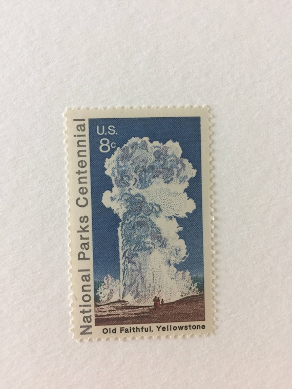 POSTAGE STAMPS -MINT CONDITION 2 U.S YELLOWSTONE NATIONAL PARK OLD FAITHFUL