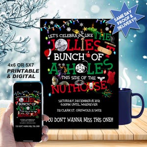 Könnte beinhalten: Eine schwarze Einladung mit dem Text "Let's Celebrate Like The Jollies Bunch of A**holes This Side of the Nuthouse". Enthält einen Weihnachtsmannhut, eine Filmrolle und andere festliche Grafiken. Ein Telefon zeigt die Einladung an.