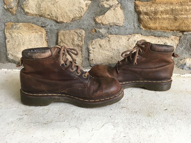 Vintage 1990s Mens DOC MARTENS Distressed Brown Leather Lace Up Boots Size US 9 9.5 Made in England Hipster Grunge