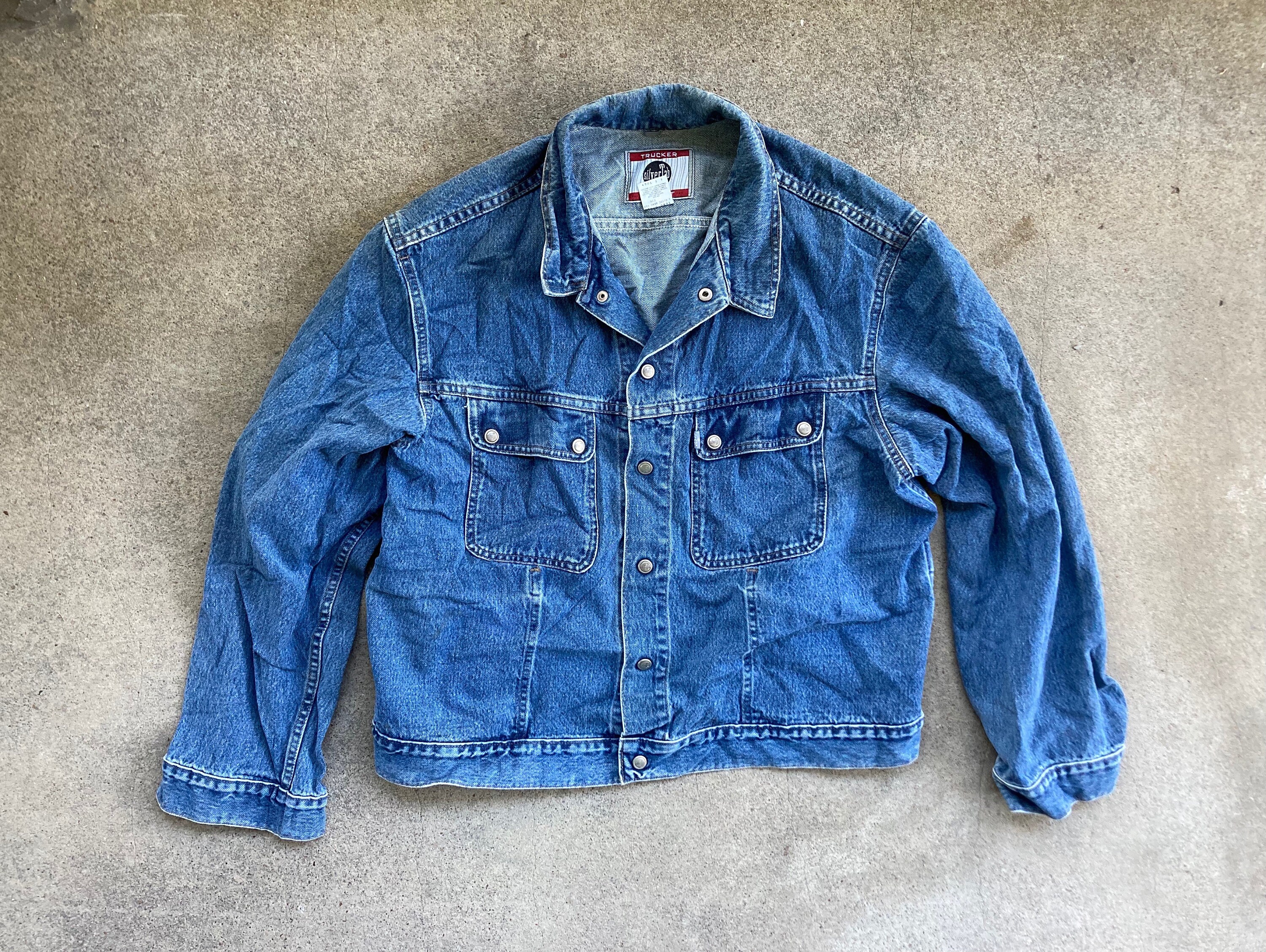 Vintage 1990s LEVIS Silvertab Trucker Denim Jean JACKET Size Extra Large Hipster Work Swag Light Wash 0389 Boxy 501 - Etsy Vintage 1990s LEVIS Silvertab Trucker Denim Jean JACKET Size Extra Large Hipster Work Swag Light Wash 0389 Boxy 501 - Etsy