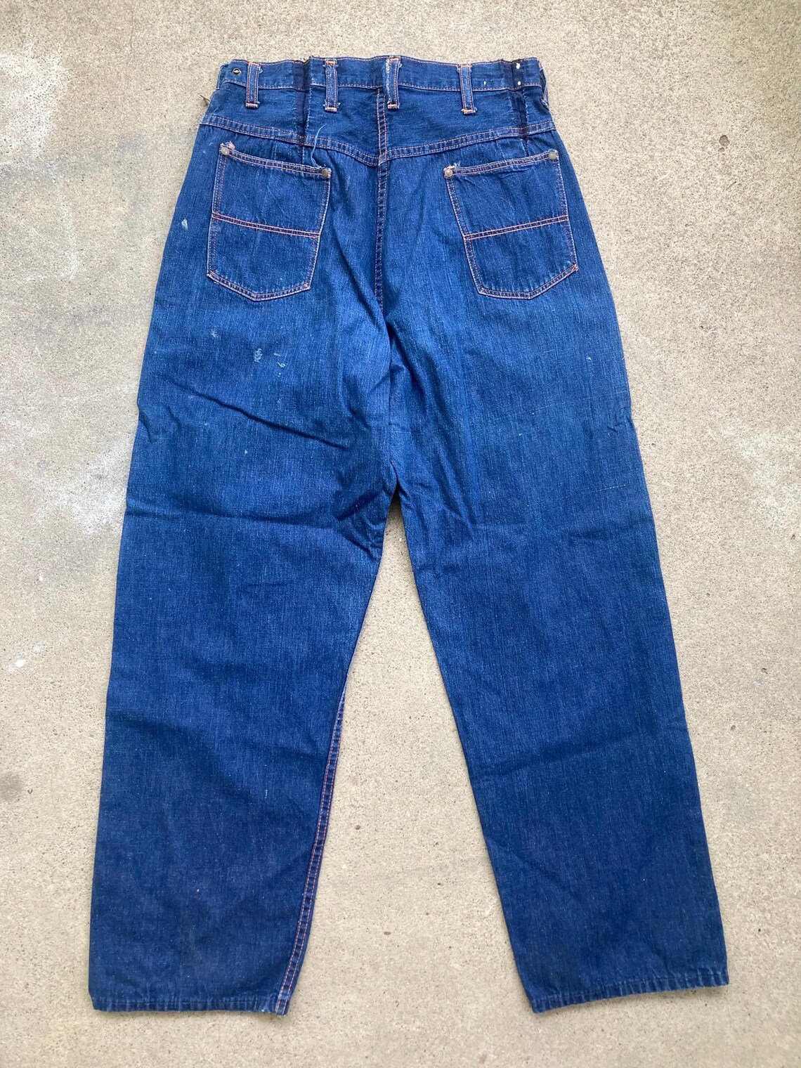 Vintage Womens 1950s DARK Indigo Denim Side Zip JEANS Size Medium 30 x 29 High Waisted Pants Lee Levis Workwear, foto 4 di 5