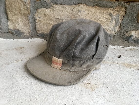 Vintage 1950s Penneys PAY DAY Salt & Pepper Grey C