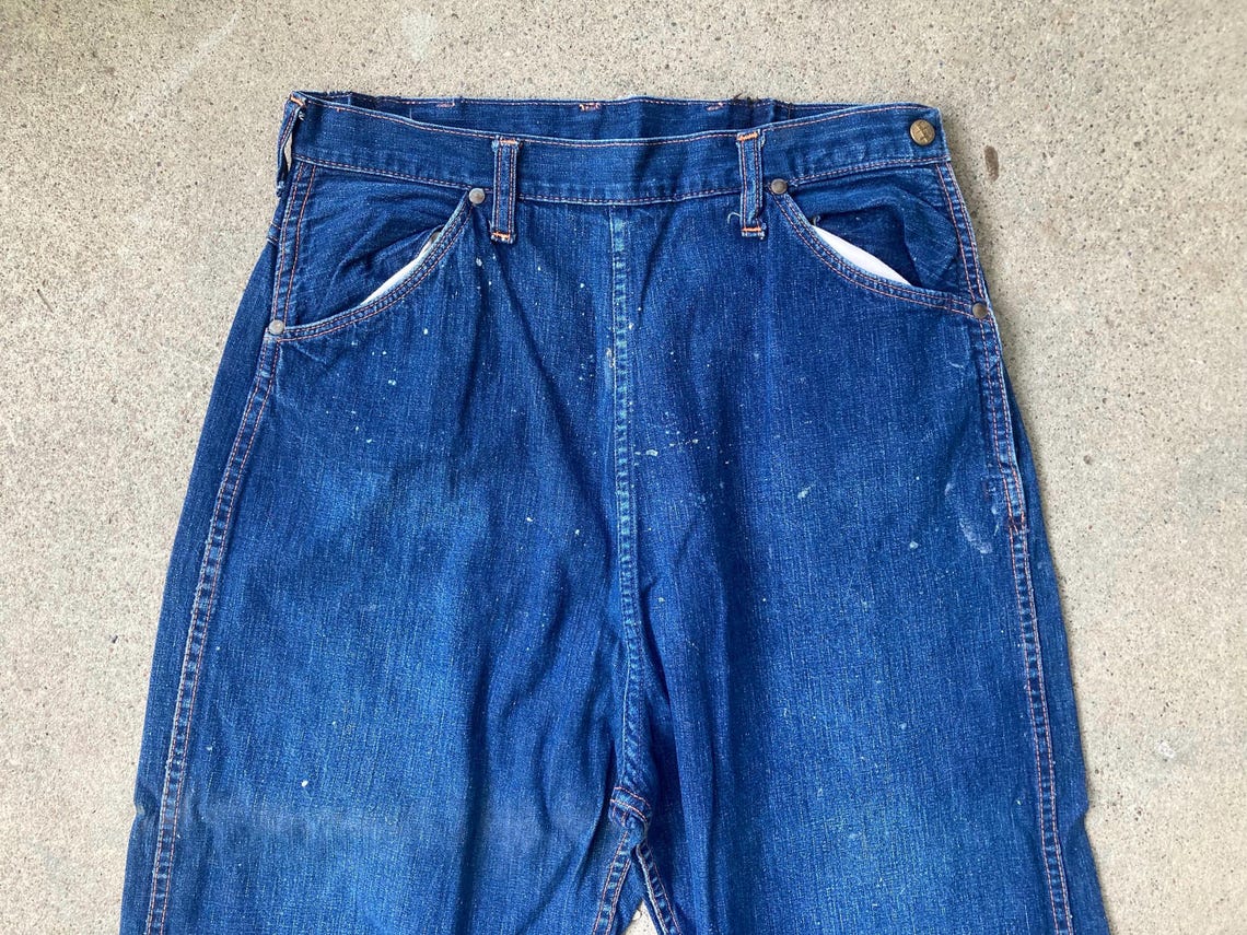 Vintage Womens 1950s DARK Indigo Denim Side Zip JEANS Size Medium 30 x 29 High Waisted Pants Lee Levis Workwear, foto 2 di 5