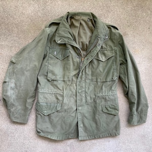 Vintage Mens 1970s M-65 Green Army FIELD JACKET Size Medium Regular Vietnam War Era 1971 Good Condition Military Air Force M65 Coat