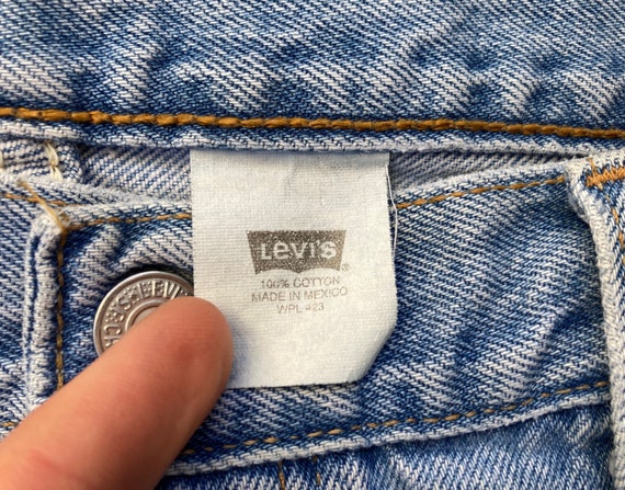 Vintage 1990s LEVIS 501 Button Fly Distressed Den… - image 3