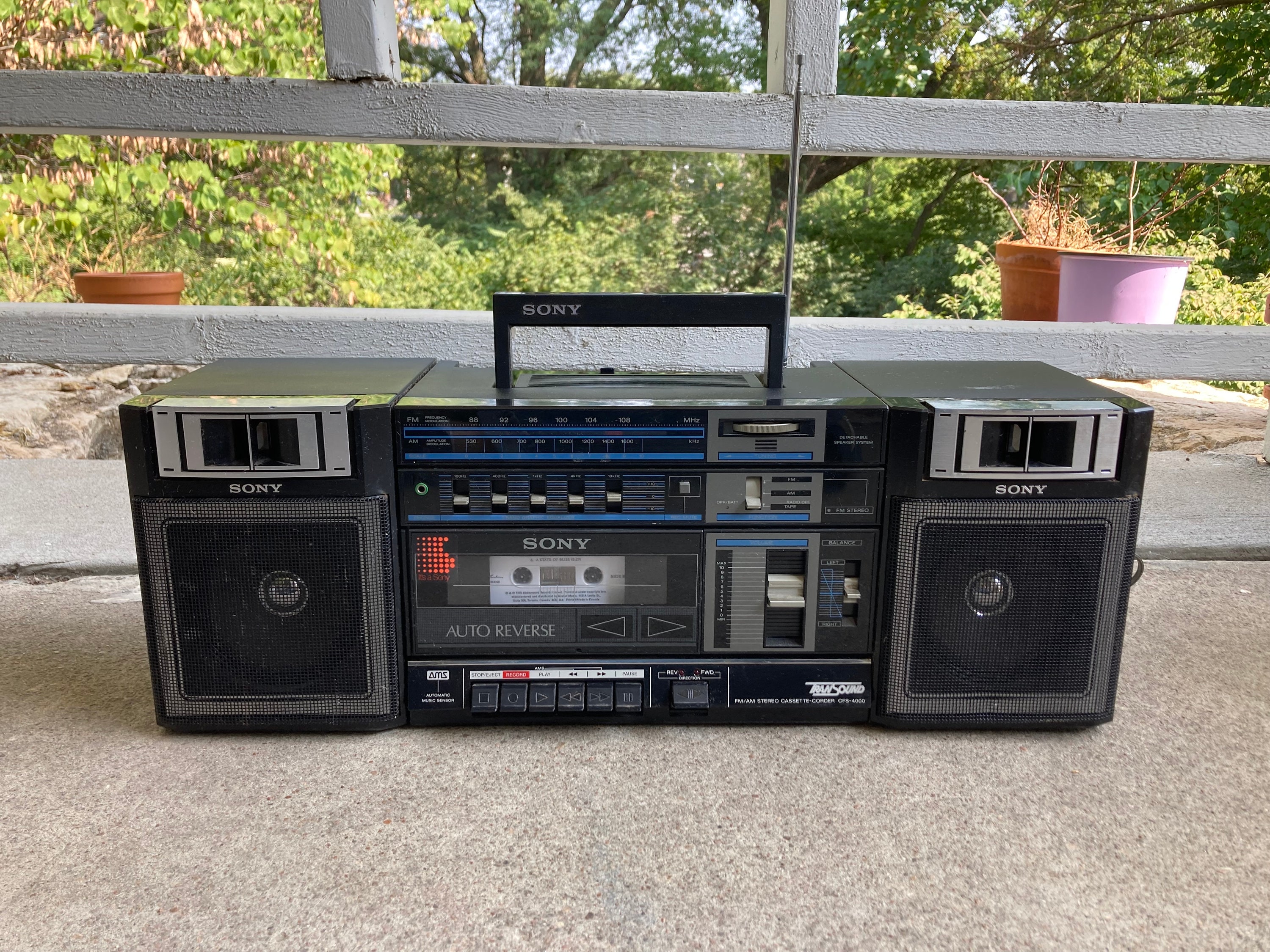 Vintage SONY, Boom Box, AM/FM Radio, Portable Stereo, Cassette Player,  Tested, 1980's K10/1-10-2 