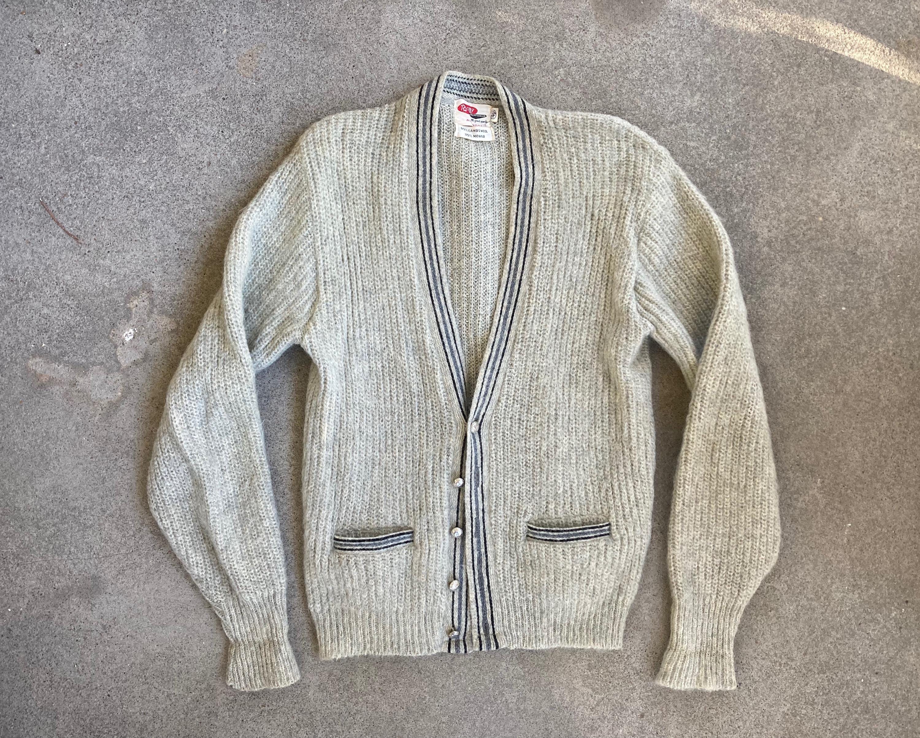 Vintage 1960s Rugby MOHAIR Grey Button up CARDIGAN Sweater Size 