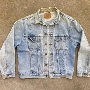 Vintage 1990s GAP Faded Distressed Denim Jean JACKET Size Small Medium Levis Lee Wrangler