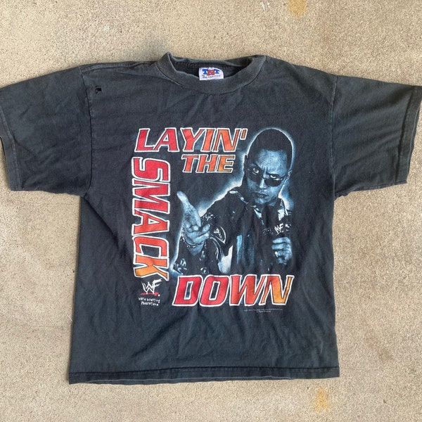 Vintage THE ROCK Black Crewneck Wrestling T-SHIRT Size Extra Small Layin The Smack Down Monday Night Raw wwf wwe Stone Cold Undertaker y2k