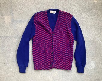 1980s Jcpenney Fox Mens Light Blue Tweed Acrylic Spongy Knit V