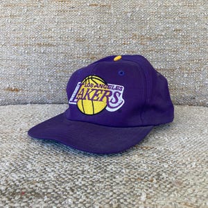 Vintage 1990s Los Angeles LAKERS Purple Snapback Trucker HAT Cap NBA Basketball Sports Specialties U.I.I.
