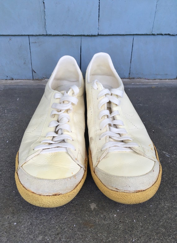 Vintage 1980s NIKE WIMBLEDON White Leather SNEAKERS Tennis Vintage 1980s NIKE WIMBLEDON White Leather SNEAKERS Tennis