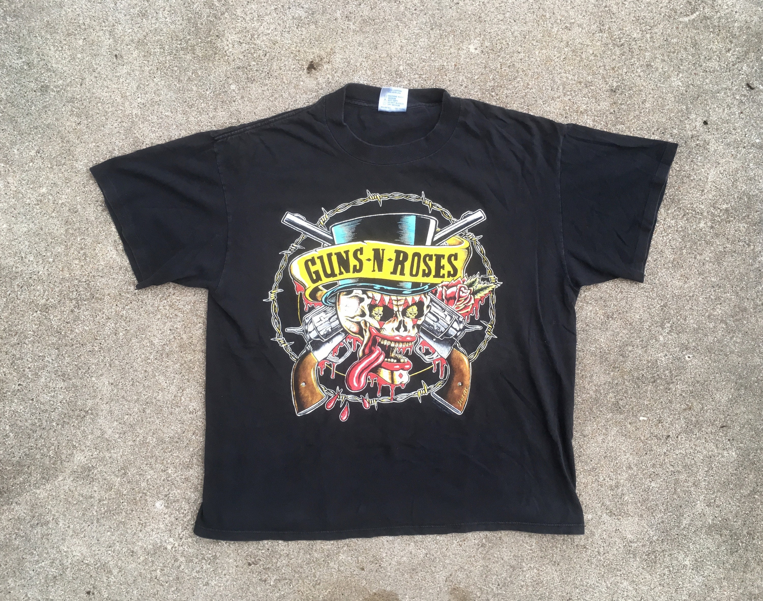 Vintage 1990s GUNS N ROSES 'use Your Illusion' 1990 Distressed