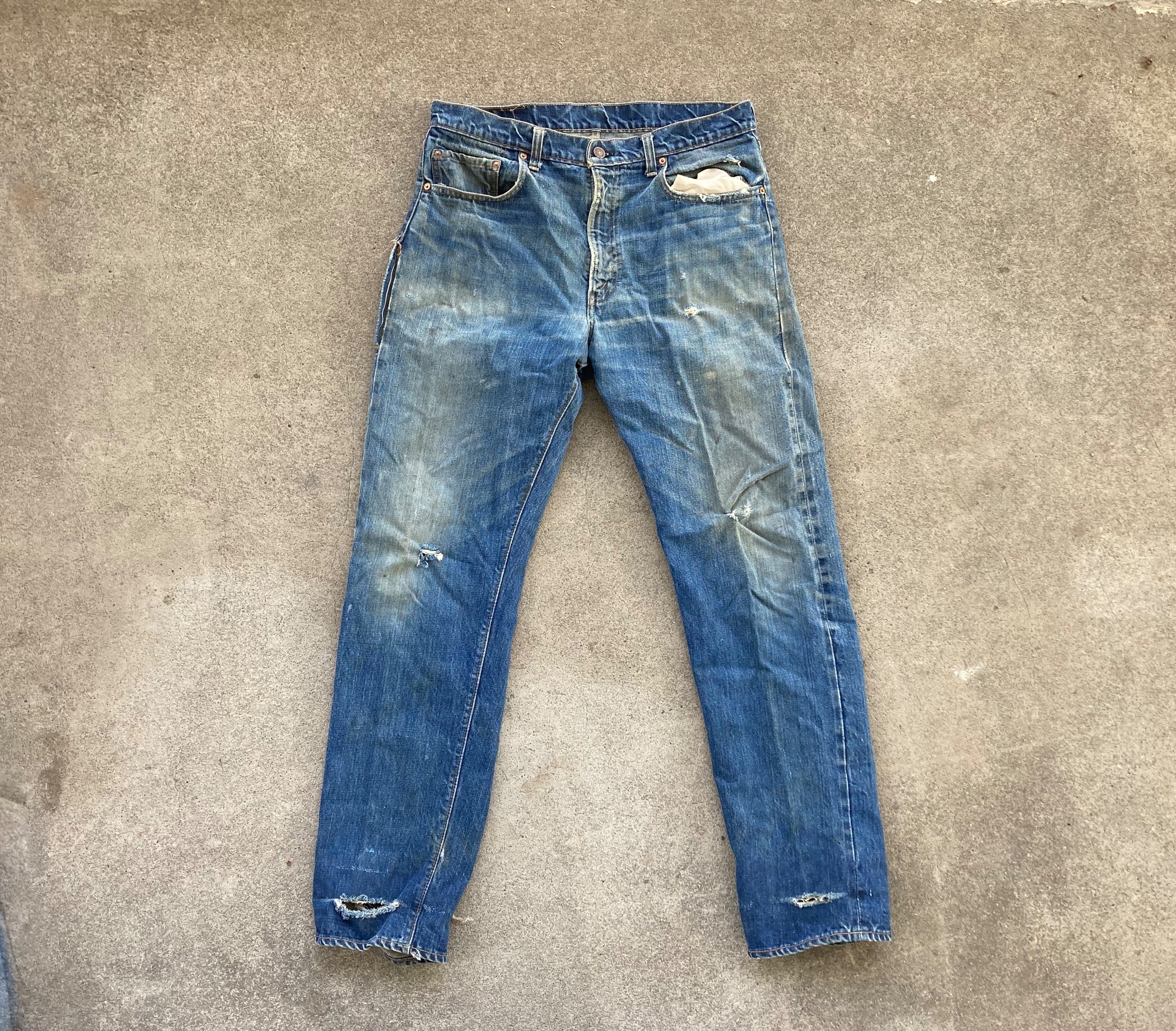 Vintage 1970s LEVIS 505 Selvedge #5 Button Distressed Indigo Vintage 1970s LEVIS 505 Selvedge #5 Button Distressed Indigo