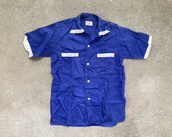 Camisa deportiva vintage de algodón azul y blanco de manga corta, años 50, talla pequeña, estilo rockabilly, con botones.