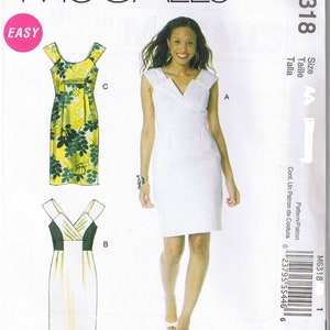 Sleeveless Fitted Dress with Surplice Mock Wrap Upper Bodice or Scoop Neckline Easy to Sew McCalls 6318 Sewing Pattern 6 8 10 12 14 16 18 20