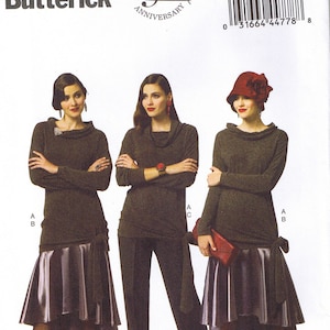 Puede incluir: Un patrón de costura para un vestido con cuello de pico y una falda con un dobladillo con volantes. El patrón es de Butterick y es para la talla 150. El patrón se muestra en tres modelos que llevan el vestido en diferentes colores.