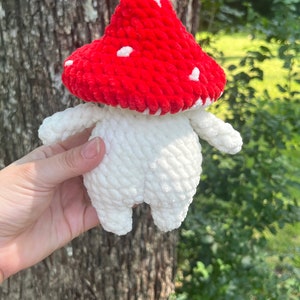 Tyce the Toadstool Low Sew Crochet Pattern image 4