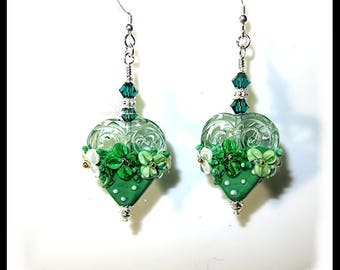 2437, Green floral heart earrings, heart earrings, green earrings, lampwork earrings, flower earrings, heart jewelry, gifts for her