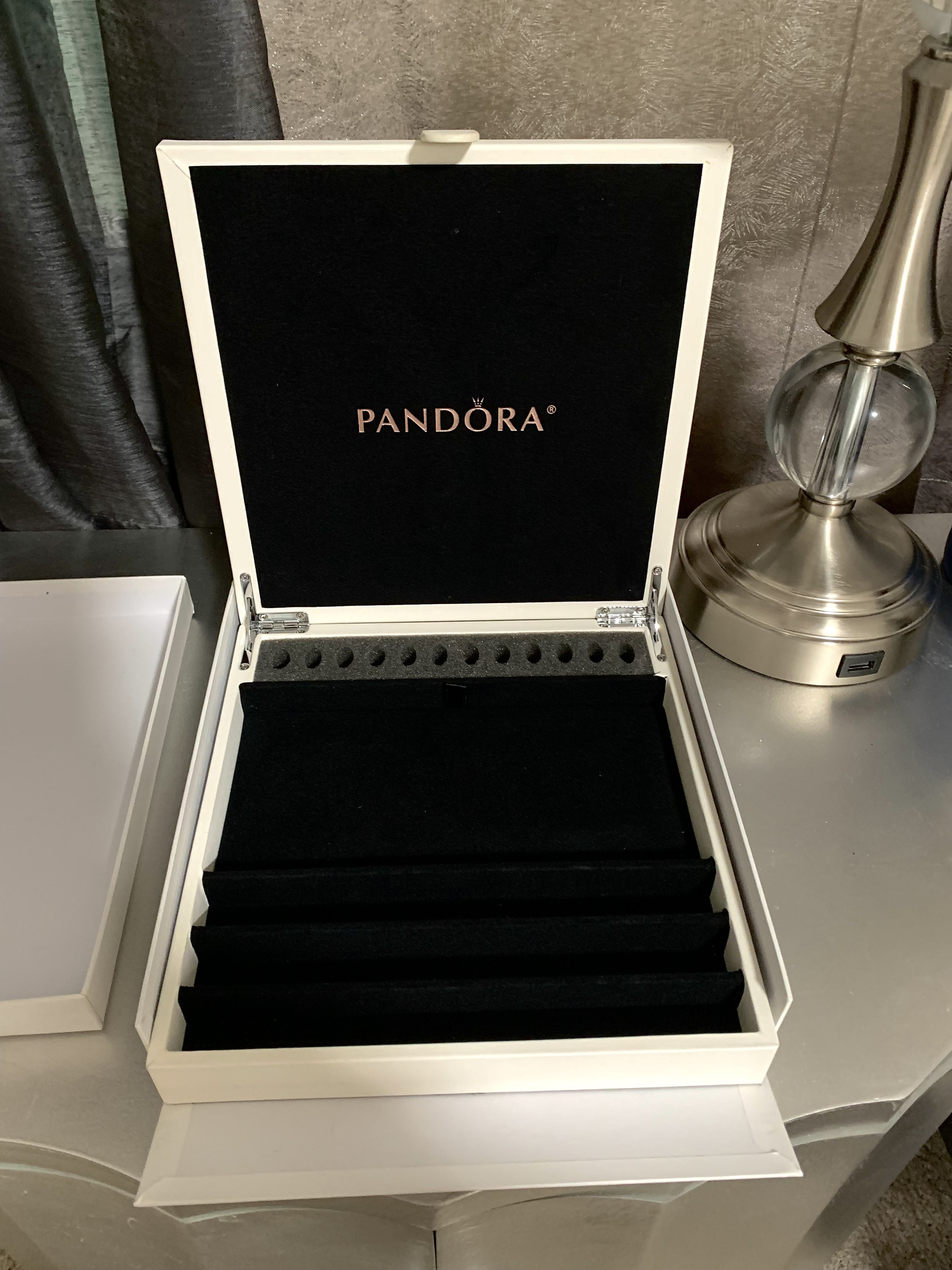 Pandora Charm Storage Box 2025