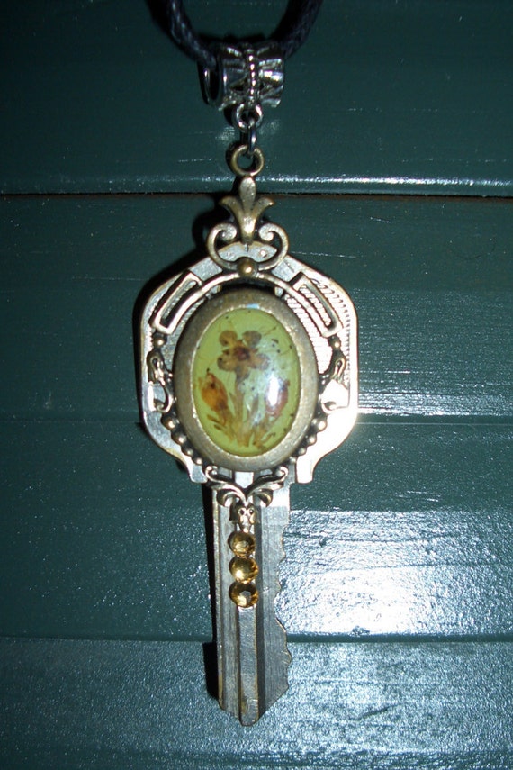 Items similar to Vintage Key Pendant on Etsy