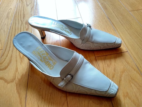 Salvatore Ferragamo cream and beige pointed mule … - image 2