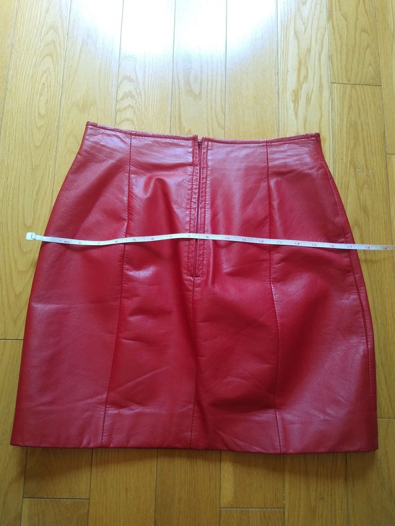 Vintage red leather miniskirt S or XS, circa 1980… - image 3
