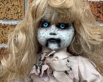 不気味な人形 il_fullxfull.6225228474_gdhi.jpg