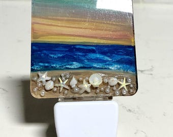 Op de oceaan geïnspireerd 3D handgeschilderd nachtlampje met schelpaccenten | Handgemaakt kustdecor
