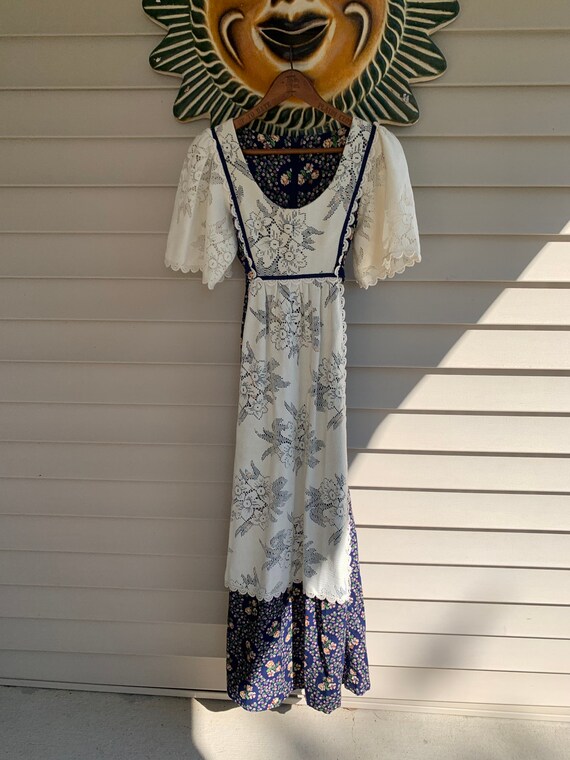 Vintage 1970’s Joy Stevens Indigo Calico Apron Sty