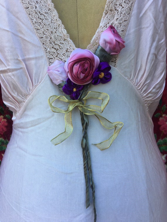 1940s Satin Floral Decorated Lounge Top